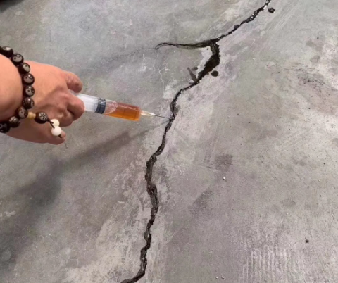 古浪混凝土裂缝修补技术详解​